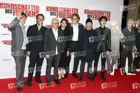 Filmpremiere 'Kundschafter des Friedens' in Berlin