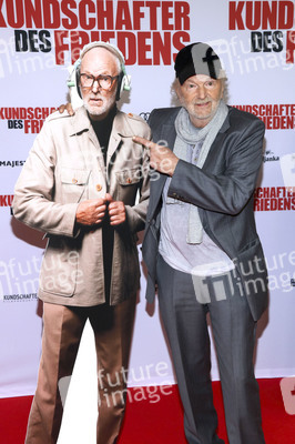 Filmpremiere 'Kundschafter des Friedens' in Berlin