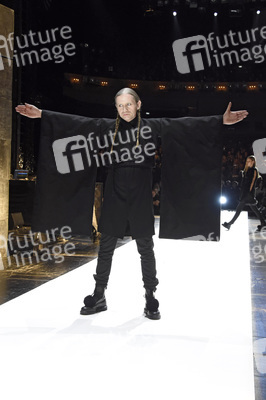 Esther Perbandt Fashion Show auf der Mercedes-Benz Fashion Week Berlin Autumn/Winter 2017