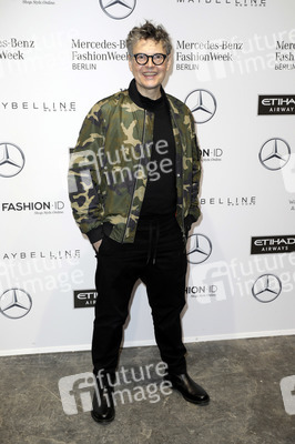 Rebekka Ruetz Fashion Show auf der Mercedes-Benz Fashion Week Berlin Autumn/Winter 2017