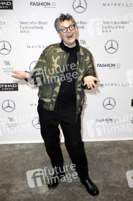 Rebekka Ruetz Fashion Show auf der Mercedes-Benz Fashion Week Berlin Autumn/Winter 2017
