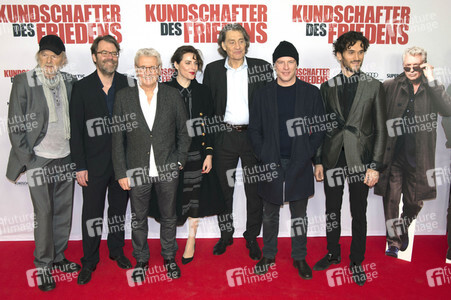 Filmpremiere 'Kundschafter des Friedens' in Berlin