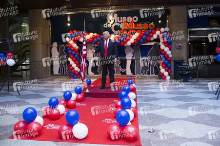 Enthülung der Donald Trump Wachsfigur in Madrid