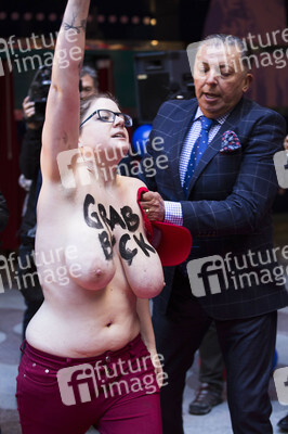 Enthülung der Donald Trump Wachsfigur in Madrid