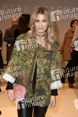 Marcel Ostertag Fashion Show auf der Mercedes-Benz Fashion Week Berlin Autumn/Winter 2017