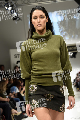 Marcel Ostertag Fashion Show auf der Mercedes-Benz Fashion Week Berlin Autumn/Winter 2017