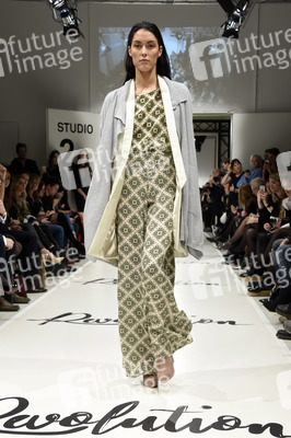 Marcel Ostertag Fashion Show auf der Mercedes-Benz Fashion Week Berlin Autumn/Winter 2017