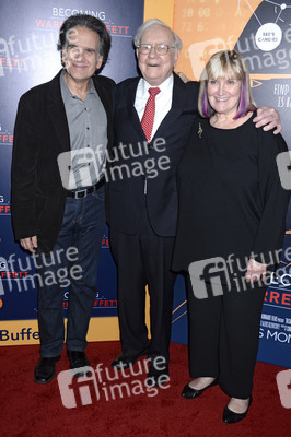Doku-Premiere 'Becoming Warren Buffett' in New York
