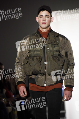 Atelier About Fashion Show auf der Mercedes-Benz Fashion Week Berlin Autumn/Winter 2017