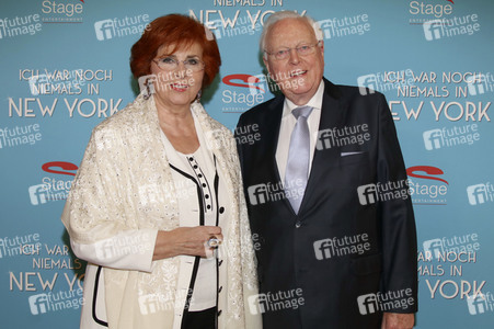 Musicalpremiere 'Ich war noch niemals in New York' in Hamburg