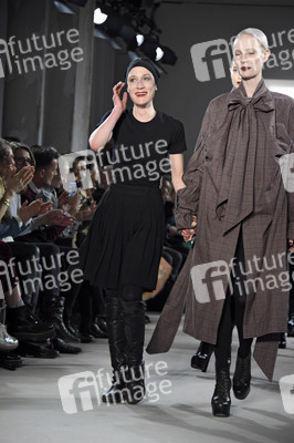 I'VR Isabel Vollrath Fashion Show Mercedes-Benz Fashion Week Berlin Autumn/Winter 2017