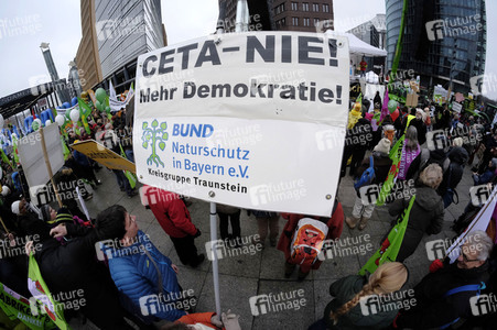 Demonstration 'Wir haben es Satt!' in Berlin
