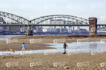Symbolfoto Niedrigwasser