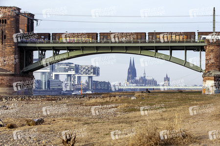 Symbolfoto Niedrigwasser