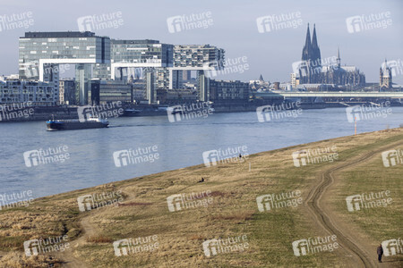 Symbolfoto Niedrigwasser
