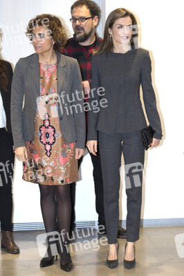 Königin Letizia besucht das AECC Forum in Madrid