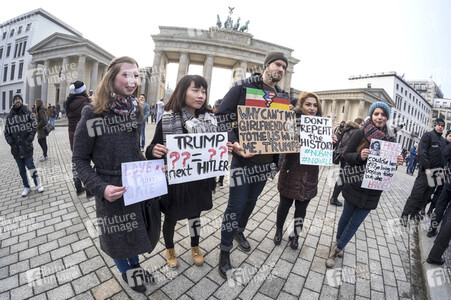 Protest gegen Trump-Politik in Berlin
