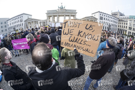 Protest gegen Trump-Politik in Berlin