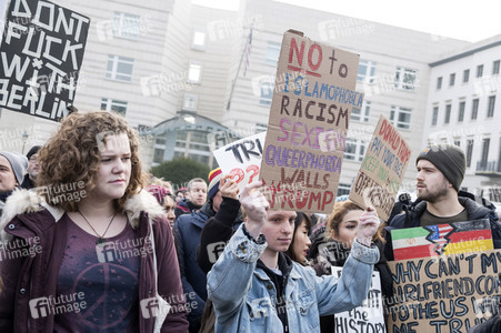 Protest gegen Trump-Politik in Berlin