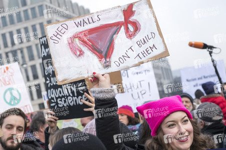 Protest gegen Trump-Politik in Berlin