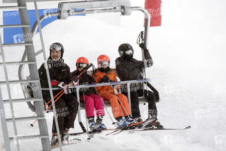 Die spanischen Royals beim Skifahren in Astún