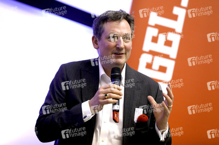SPIEGEL-Gespräch mit Eckart von Hirschhausen in Köln