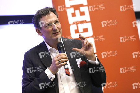 SPIEGEL-Gespräch mit Eckart von Hirschhausen in Köln
