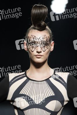 Maya Hansen Fashion Show auf der Mercedes-Benz Fashion Week Madrid AW 2017