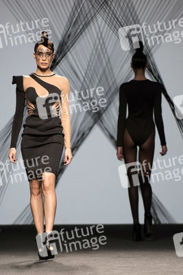 Maya Hansen Fashion Show auf der Mercedes-Benz Fashion Week Madrid AW 2017