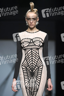 Maya Hansen Fashion Show auf der Mercedes-Benz Fashion Week Madrid AW 2017
