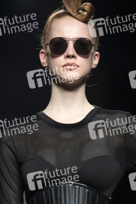 Maya Hansen Fashion Show auf der Mercedes-Benz Fashion Week Madrid AW 2017