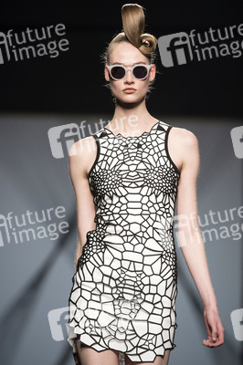 Maya Hansen Fashion Show auf der Mercedes-Benz Fashion Week Madrid AW 2017