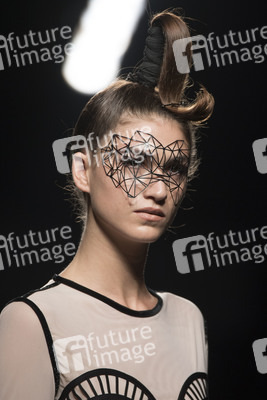 Maya Hansen Fashion Show auf der Mercedes-Benz Fashion Week Madrid AW 2017