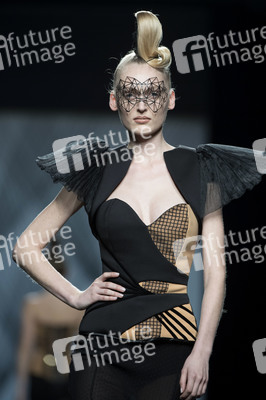 Maya Hansen Fashion Show auf der Mercedes-Benz Fashion Week Madrid AW 2017