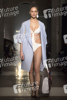 Roberto Verino Fashion Show auf der Mercedes-Benz Fashion Week Madrid AW 2017