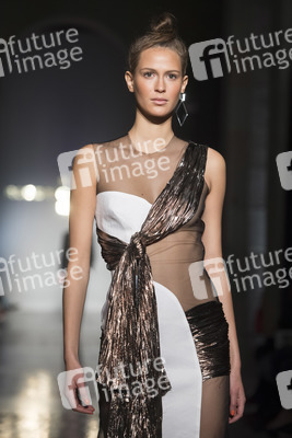 Roberto Verino Fashion Show auf der Mercedes-Benz Fashion Week Madrid AW 2017