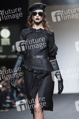 Ana Locking Fashion Show auf der Mercedes-Benz Fashion Week Madrid AW 2017