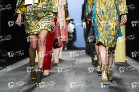 Miguel Marinero Fashion Show auf der Mercedes-Benz Fashion Week Madrid AW 2017