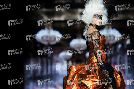 Andrés Sardá Fashion Show auf der Mercedes-Benz Fashion Week Madrid AW 2017