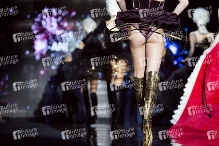 Andrés Sardá Fashion Show auf der Mercedes-Benz Fashion Week Madrid AW 2017