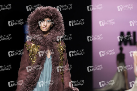 Marcos Luengo Fashion Show auf der Mercedes-Benz Fashion Week Madrid AW 2017
