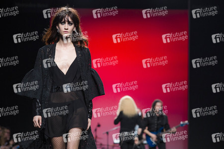 Juana Martin Fashion Show auf der Mercedes-Benz Fashion Week Madrid AW 2017