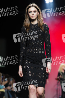 Juana Martin Fashion Show auf der Mercedes-Benz Fashion Week Madrid AW 2017