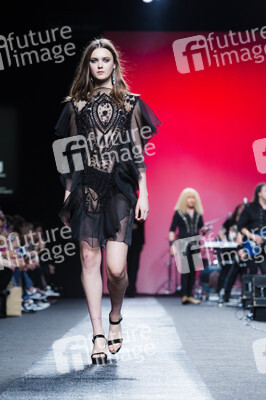 Juana Martin Fashion Show auf der Mercedes-Benz Fashion Week Madrid AW 2017