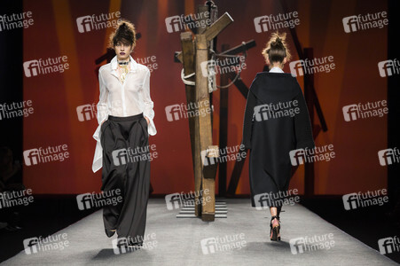 Ulises Mérida Fashion Show auf der Mercedes-Benz Fashion Week Madrid AW 2017