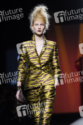 Ulises Mérida Fashion Show auf der Mercedes-Benz Fashion Week Madrid AW 2017