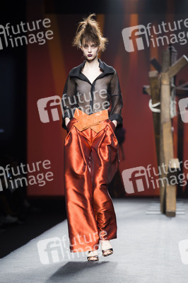 Ulises Mérida Fashion Show auf der Mercedes-Benz Fashion Week Madrid AW 2017