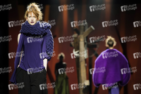 Ulises Mérida Fashion Show auf der Mercedes-Benz Fashion Week Madrid AW 2017