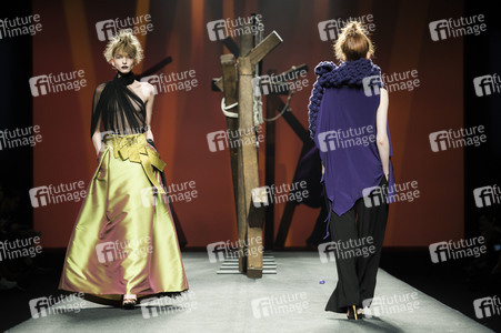 Ulises Mérida Fashion Show auf der Mercedes-Benz Fashion Week Madrid AW 2017
