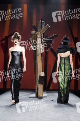Ulises Mérida Fashion Show auf der Mercedes-Benz Fashion Week Madrid AW 2017